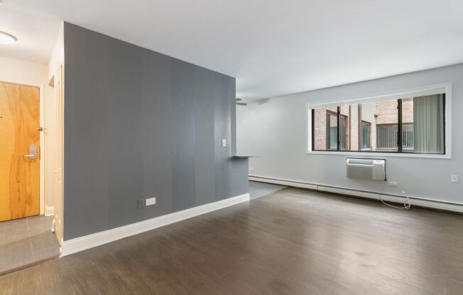 1 bed, 1 bath, 578 sqft, $1,850, Unit 309