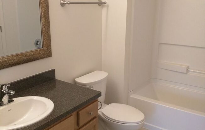 2 beds, 2 baths, 1,207 sqft, $1,520, Unit 5304 LLN #132