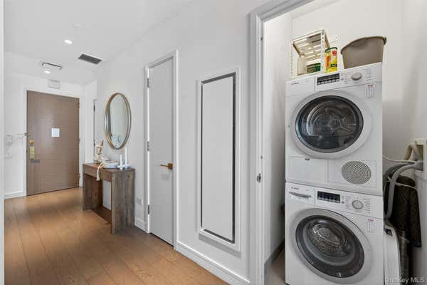 2 beds, 2 baths, 1,268 sqft, $11,500