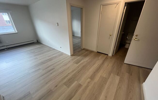 1 bed, 1 bath, $995, Unit 150