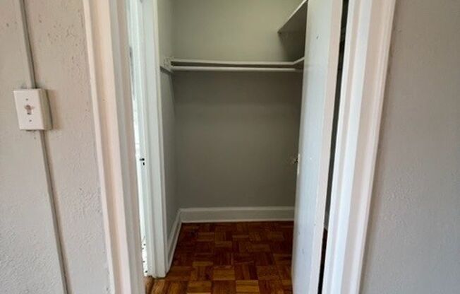 Studio, 1 bath, 300 sqft, $1,575, Unit 503