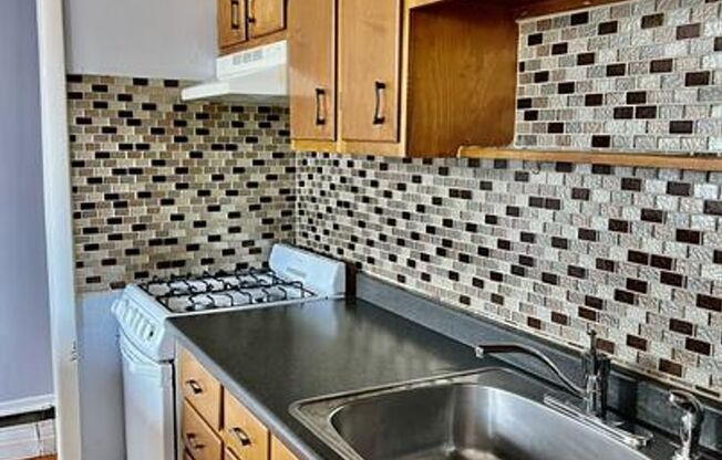 3002 Saint Paul Street