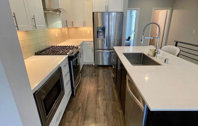Bellevue Townhouse