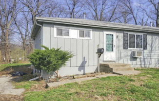 Beautiful Mission Duplex — Hardwood Floors, Off-Street Parking & Pet-Friendly!