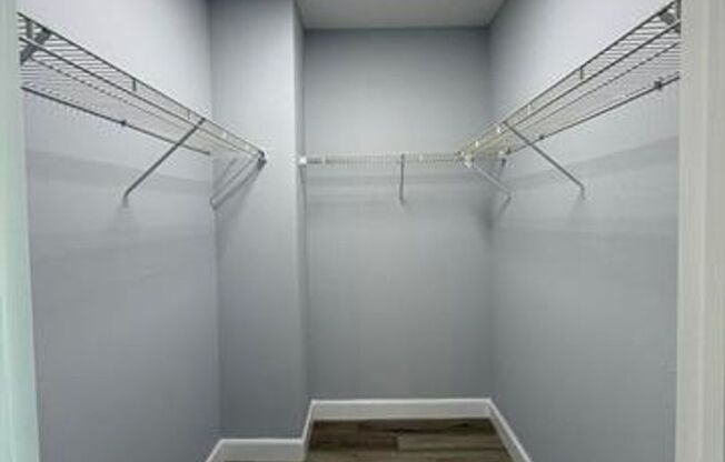 3 beds, 3 baths, $3,975, Unit # 1603