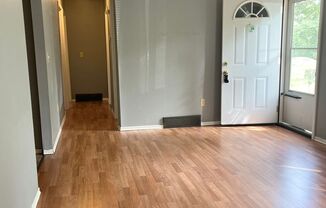 4 beds, 1 bath, $1,500