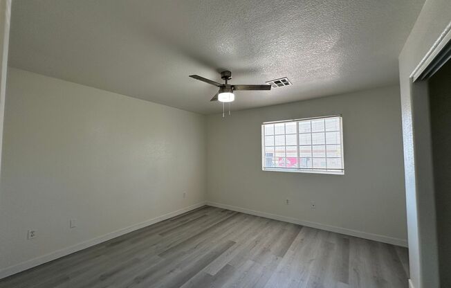 3 beds, 2 baths, $1,345, Unit # 2154