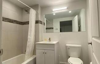 1 bed, 1 bath, $5,000, Unit 1A