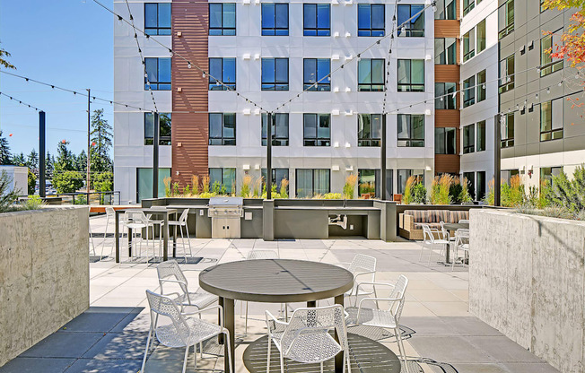 Geo Apartments Outdoor Seating Area