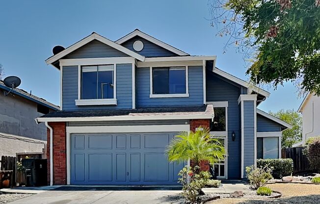 Antioch 3 Bedroom/2.5 Bathroom Home Available 6/15!