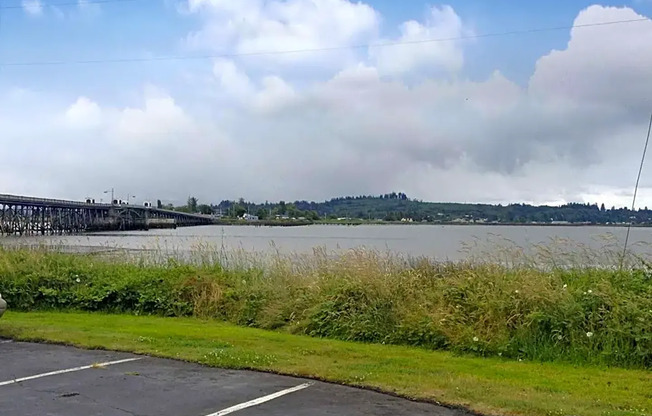 #308 BAYSHORE APARTMENTS