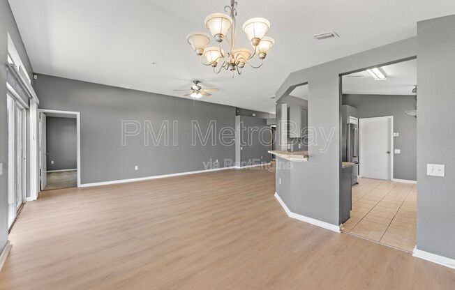 1010 SUMMER BREEZE DR