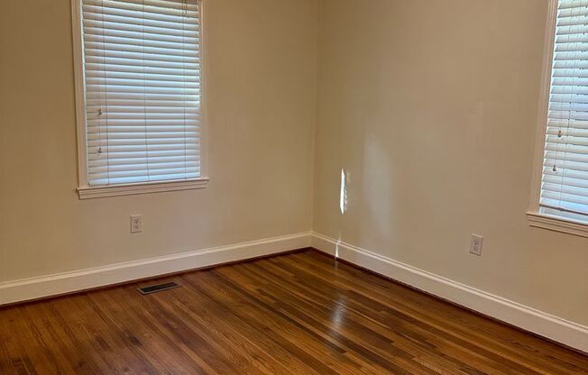 2 beds, 1 bath, $1,500