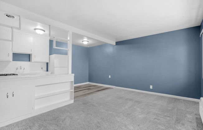 Country Club Apartments