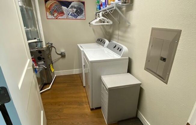 1 bed, 1 bath, 881 sqft, $1,750, Unit 502