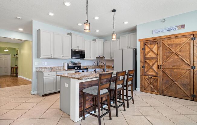 11024 PURPLE MARTIN BLVD