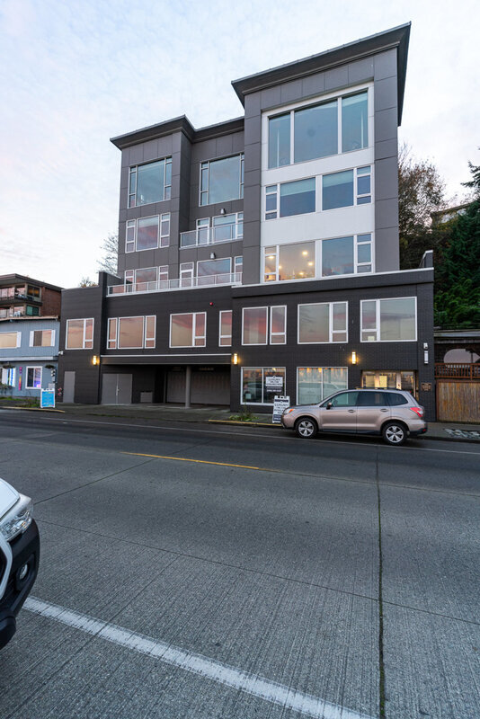 1709 HBR AVE SW