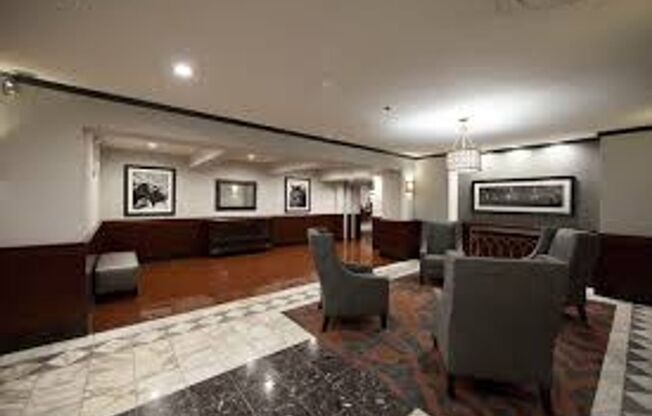 BEAUTIFUL STUDIOAPARMENT IN BURNHAM PLAZA WITH 1.0 BATH