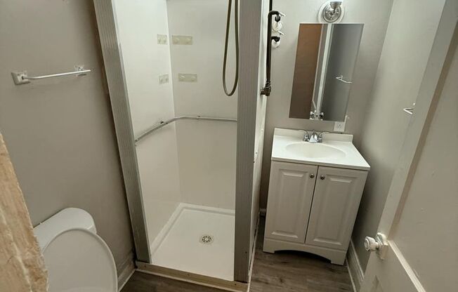 1 bed, 1 bath, $1,074, Unit A3