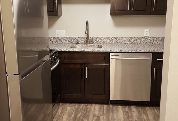2 beds, 1 bath, 1,090 sqft, $1,495, Unit 1230 - 28