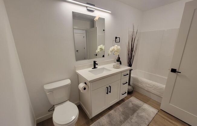 2 beds, 2 baths, 866 sqft, $1,795, Unit 30-103