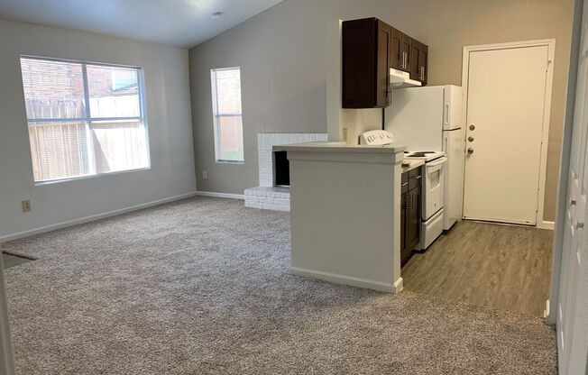 2 beds, 2 baths, 1,038 sqft, $1,125, Unit 3303