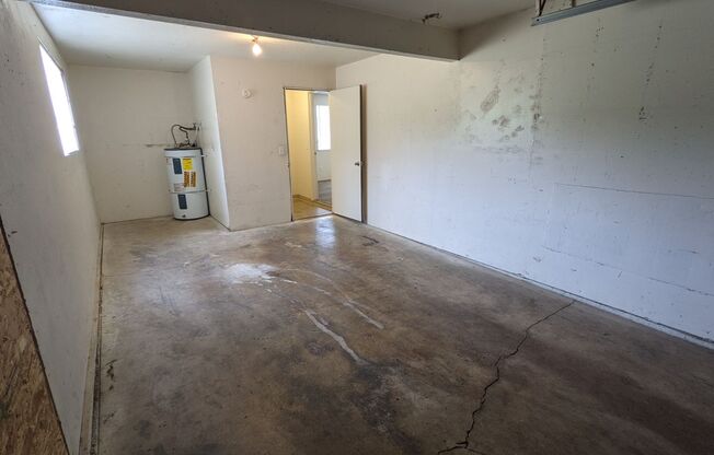 3 beds, 1.5 baths, 1,500 sqft, $1,995, Unit 2802-5