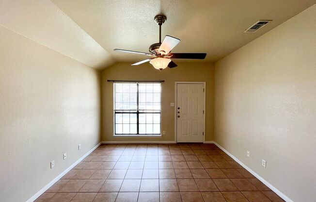 1111 Nicholas Cir