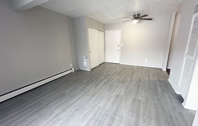 1 bed, 1 bath, 560 sqft, $815, Unit 720-30