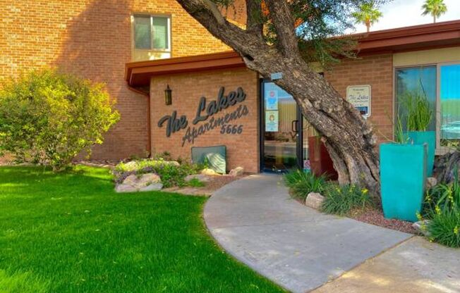 The Lakes Apartments