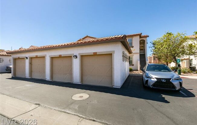 3 beds, 2 baths, $1,850, Unit # 3104