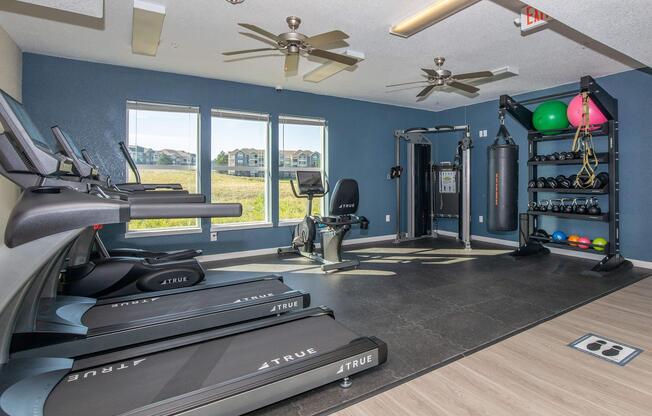 STATE-OF-THE-ART FITNESS CENTER