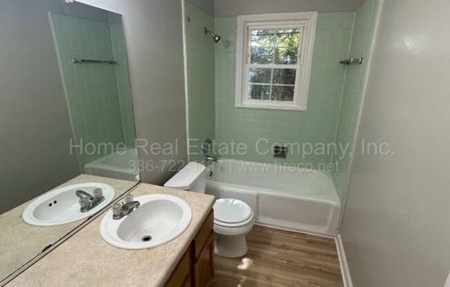 3 beds, 1.5 baths, $1,495