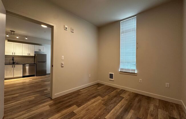 1 bed, 1 bath, $1,447, Unit 203