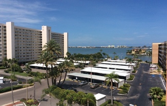 P460 - 6025 Shore Blvd S  #604