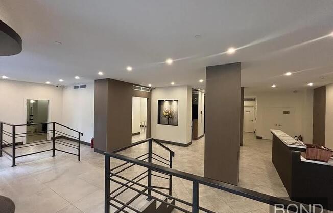 Studio, 1 bath, $4,600, Unit 8E