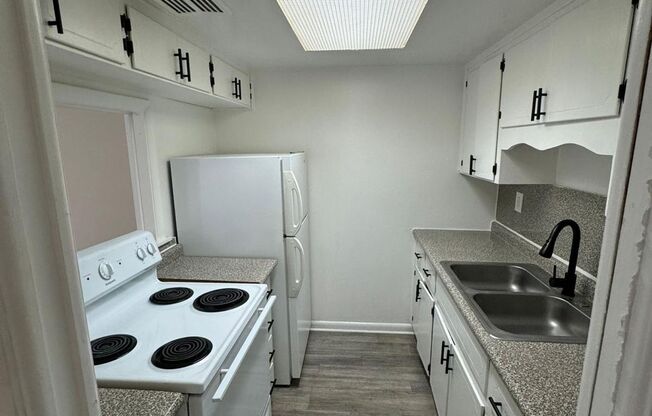 1 bed, 1 bath, 775 sqft, $1,050, Unit 88A