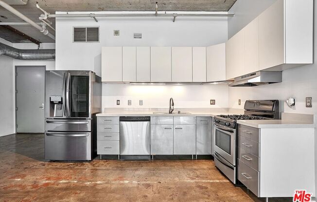 1 bed, 1 bath, 773 sqft, $3,100, Unit 302