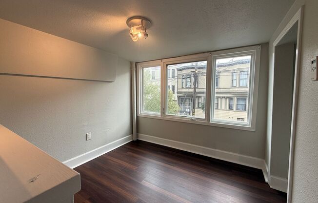 780-782 Treat Ave/ 2950 21st Street (7039rc)