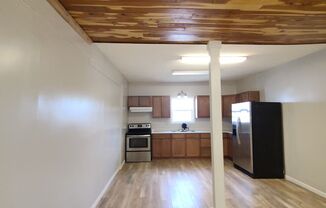 2 beds, 2 baths, $775