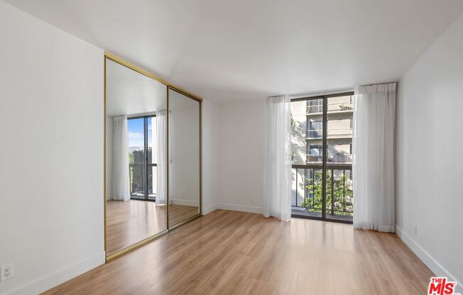 2 beds, 2 baths, 1,017 sqft, $3,600, Unit 701