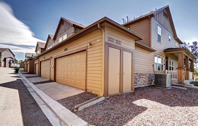 Meadows townhome 3 bed 2 bath, in Morgan's Run Community!