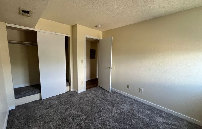 2 beds, 2 baths, $1,650, Unit 202