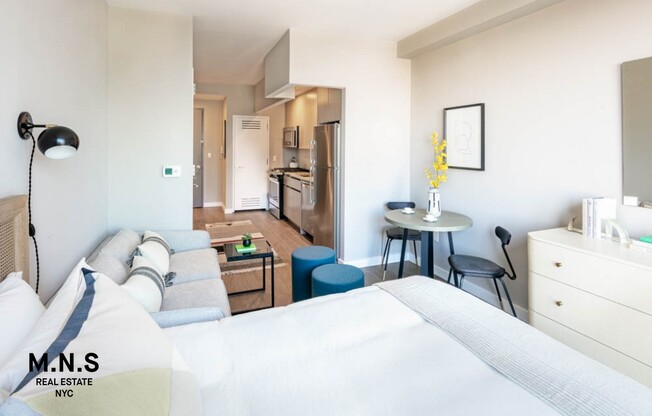 Studio, 1 bath, $3,765, Unit 2915