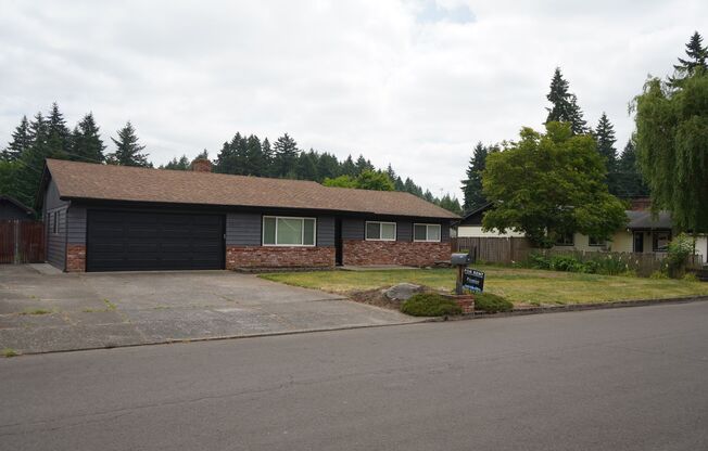 Beautifully Remodeled Ranch Style Home for Lease - 5809 NE 91st Ave