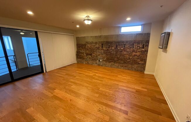 1 bed, 1 bath, 660 sqft, $1,495, Unit Apt 412