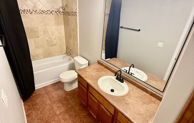 1 bed, 1 bath, $1,395, Unit # 1138