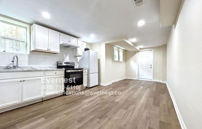 998 MAYSON TURNER RD