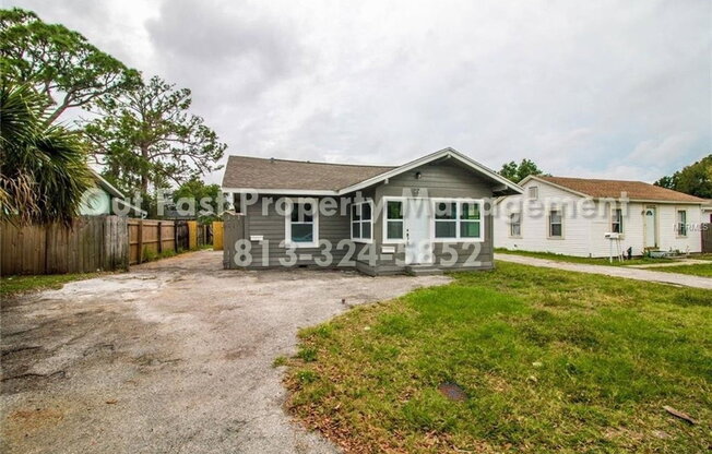 226 SW LINCON CIR N