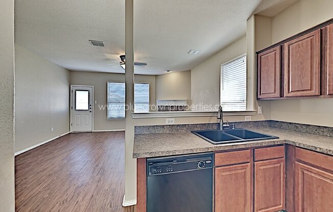 5812 MISTY BREEZE DR
